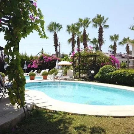 4 Bed Detached Villa Calis Beach Fethiye 빌라 페티예
