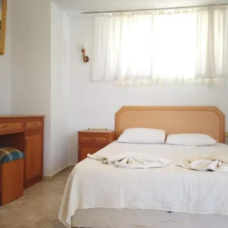 4 Bed Detached Villa Calis Beach Fethiye 빌라 페티예