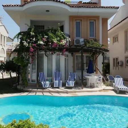 Willa 4 Bed Detached Villa Calis Beach Fethiye Fethiye